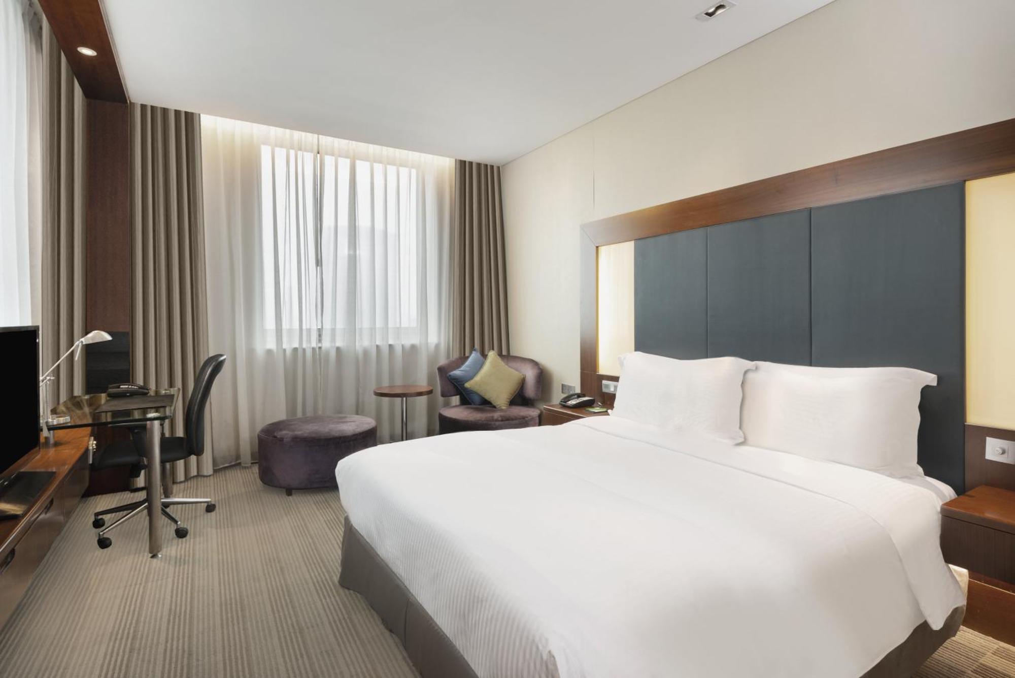 Premium King Room